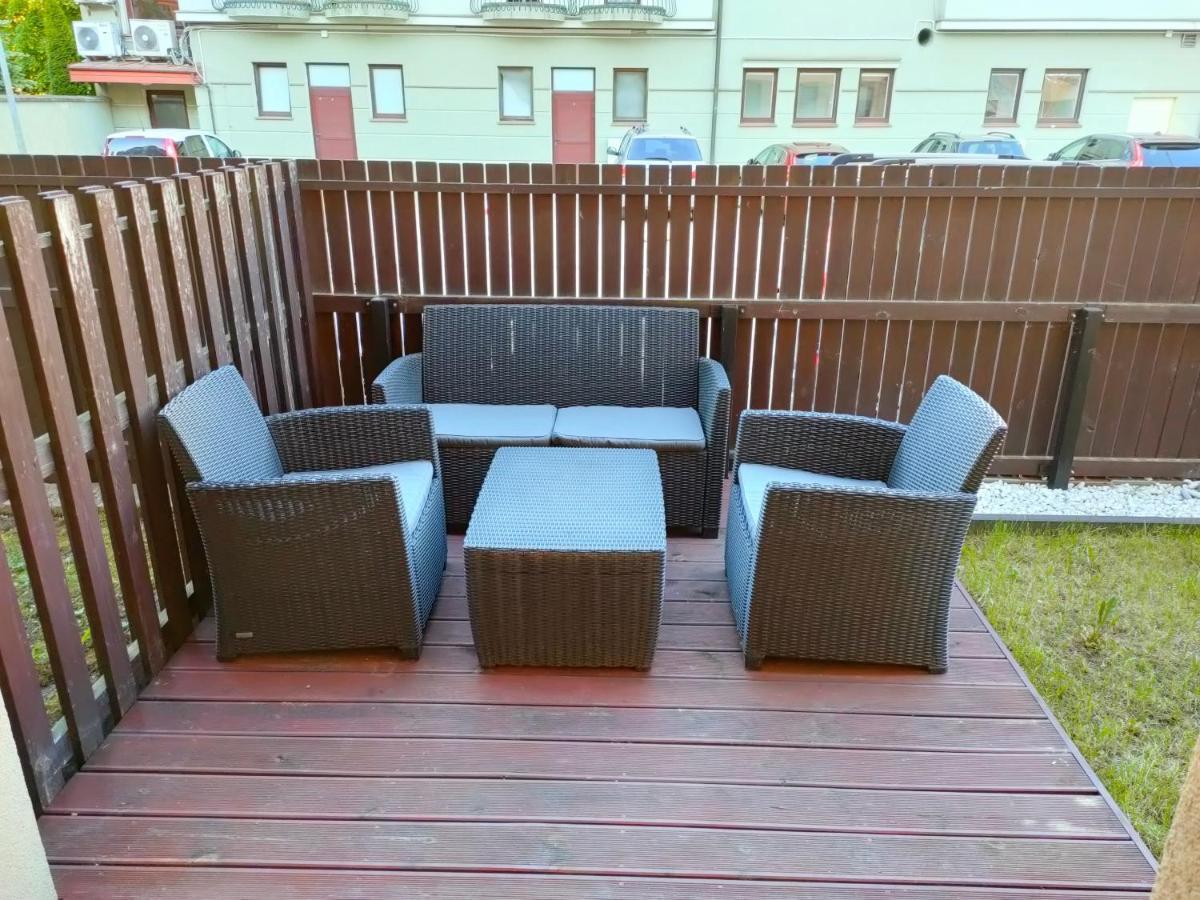 Apartament Rodzinny Z Ogrodkiem W Centrum Gizycka Gizycko Exterior photo